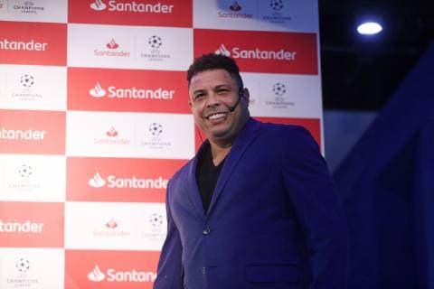 December 5 2018 EUM20181205DEP08 JPG MEXICO CITY Soccer Soccer Soccer Ronaldo Former Brazilian soccer player Ronaldo Nazario presented himself as UEFA Champions League ambassador on December 5, 2018 at a shopping mall in Mexico City During the event time was given to answer some questions about national and international soccer Photo Agency EL UNIVERSAL RCC Latin News December 5 2018  - ZUMAu78_ 20181205_zaf_u78_050 Copyright: xAlejandraxLeyvax