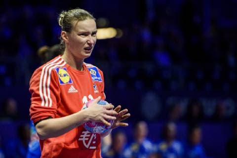 181206 Goalkeeper Amandine Leynaud of France during the EHF European WomenÕs Handball Championship match between Denmark and France on Dec 6 2018 in Nantes Photo Ludvig Thunman BILDBYRN kod LT 35564  Copyright: LUDVIGxTHUNMAN BB181206LT019
