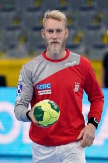 Matthias Musche SCM 6 on the ball single picture action handball DKB Bundesliga Rhein Neckar Löwen SC Magdeburg xozx