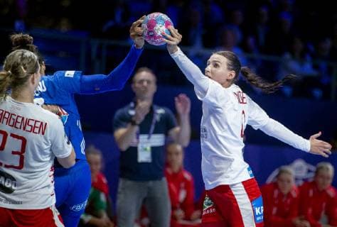 Danmarks Fie Woller under EM are fighting France Danmark in Nantes on 6 December 2018 EM semifinals are long vague for farmers at the lowest medal level in the battle against Frances trout cells, but they are held to a higher level and the criver Ritzau is due to join Denmark on 7 December 2018.  Copyright: Scanpix LiselottexSabroex COP105 spdk20181207-071643-L