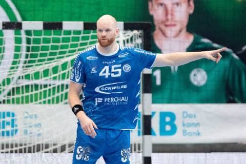 Minden Germany 02 12 2018 1 Handball Bundesliga 2018 2019 GWD Minden vs. VfL Gummersbach Alexander Becker Gummersbach Minden North Rhine-Westphalia Germany Kampa Halle