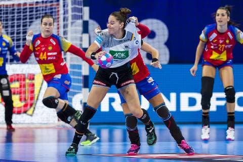 Handball Women European Championship Spain Germany Main Round Group 2 1 Matchday at the Palais des Sports Emily Boelk Bölk Germany Thueringer HC Nancy Palais des Sports Jean Weille France