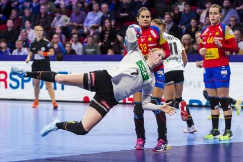Handball Women EM Spain Germany Main Round Group 2 1 Matchday at the Palais des Sports Meike Schmelzer Germany Thueringer HC Almudena Rodriguez Spain Nancy Palais des Sports Jean Weille France