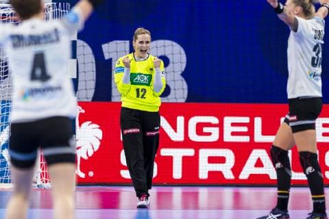 Handball Women European Championship Spain Germany Main Round Group 2 1 Matchday at the Palais des Sports Torhueterin Dinah Eckerle Germany SG BBM Bietigheim Nancy Palais des Sports Jean Weille France