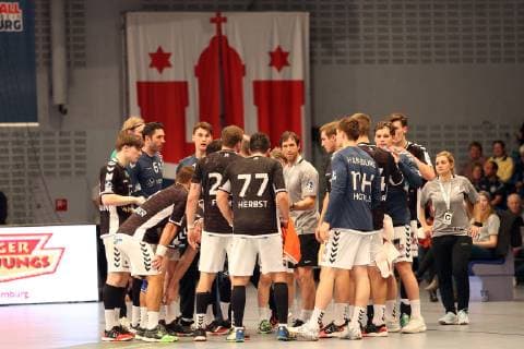 Handball Handball 2 League 2018 2019 Handball Sportverein Hamburg vs. VfL Lübeck Schwartau Team of the Handball Sportverein Hamburg Trainer Torsten Jansen Hamburg in grey Shirt Sporthalle Hamburg Hamburg Hamburg