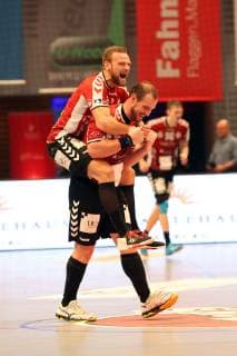 Handball Handball 2 League 2018 2019 Handball Sportverein Hamburg vs. VfL Lübeck Schwartau Thees Glabisch Lübeck Schwartau Jan Schult Lübeck Schwartau Final cheer over victory Sporthalle Hamburg Hamburg Hamburg