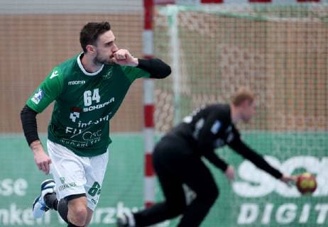 Germany Würzburg s Oliver Arena 08 12 2018 Handball 2 Bundesliga DJK Rimpar Wölfe TSV Bayer Dormagen Picture v l Benjamin Herth DJK Rimpar Wölfe 64 Copyright: HMBxMedia xHeikoxBecker