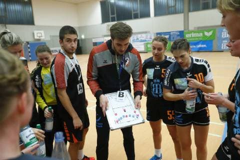 Handball Ladies Bayernliga Season 2018 2019 Haspo Bayreuth against HG Zirndorf Haspo Bayreuth Coach Matthias Starz