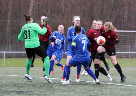 09 12 2018 Football Season 2018 2019 Regional League South Women Women 16 Matchday 1 FC Nuremberg Nuremberg FCN Club TSV Jahn Calden DaMa Nina Raasch 4 1 FC Nuremberg FCN FCN Women with goal chance