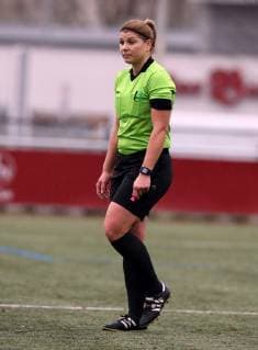 09 12 2018 Football Season 2018 2019 Regional League South Women Women 16 Matchday 1 FC Nuremberg Nuremberg FCN Club TSV Jahn Calden DaMa Barbara Karmann Referee Referee Reflecting