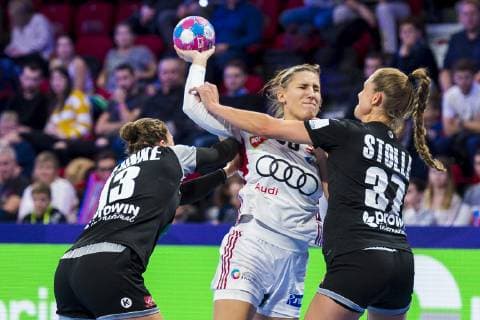 Handball Women European Championship Hungary Germany Main Round Group 2 2 Matchday at Palais des Sports v li Julia Behnke Germany Metzingen Gabriella Toth Hungary Alicia Stolle Germany Thueringer HC Nancy Palais des Sports Jean Weille France
