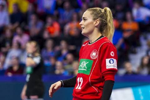 Handball Women European Championship Hungary Germany Main Round Group 2 2 Matchday at the Palais des Sports Torhueterin Dinah Eckerle Germany SG BBM Bietigheim Nancy Palais des Sports Jean Weille France