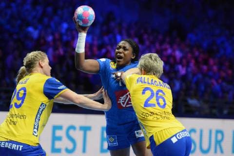 Grace Zaadi (France) HANDBALL : Suede vs France - Euro feminin 2018 - 09 12 2018 RonanHoussin Panoramic 