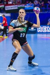 Handball Women European Championship Hungary Germany Main Round Group 2 2 Matchday at the Palais des Sports Alicia Stolle Germany Thueringer HC Nancy Palais des Sports Jean Weille France