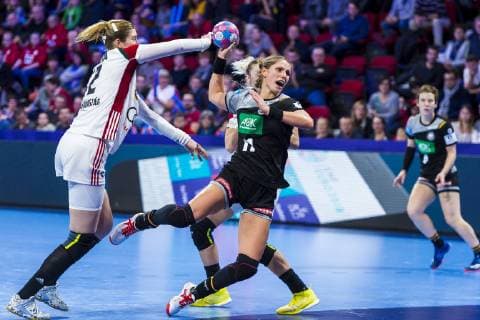 Handball Women European Championship Hungary Germany Main Round Group 2 2 Matchday at Palais des Sports v li Szimonetta Planeta Hungary Xenia Smits Germany Metz Nancy Palais des Sports Jean Weille France