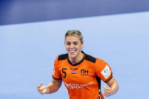 181209 Jessy Kramer of Netherlands celebrates during the EHF European Women?s Handball Championship match between Netherlands and Romania on December 9 2018 in Nancy Photo Fredrik Varfjell BILDBYRAN kod FV 150181  Copyright: FREDRIKxVARFJELL BB181209FV041