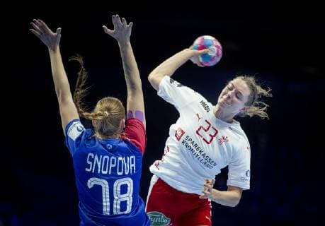 Danmarks Kristina Joergensen and Russias Snopova under EM will be merging Russia and Nantes on 10 December 2018 Nantes Denmark  Copyright: Scanpix LiselottexSabroex COP104 spdk20181210-185129-L