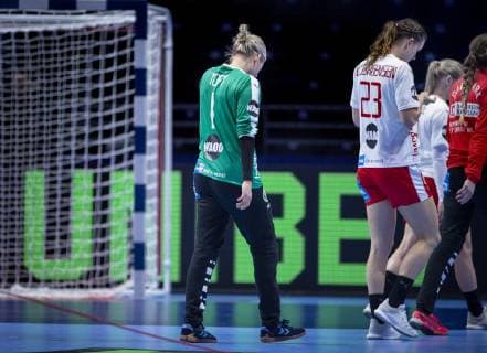 Danmarks Sandra Toft and Kristina Joergensen after EM camps mellem Danmark Russia in Nantes Mandate on 10 December 2018 Nantes Denmark  Copyright: Scanpix LiselottexSabroex COP104 spdk20181210-194032-L