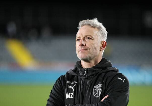 GER 3 League FC Carl Zeiss Jena vs SV Meppen 07 12 18 Jena Ernst Abbe Sportfeld GER 3 League Season 2018 2019 18 Matchday FC Carl Zeiss Jena vs SV Meppen in picture Trainer Mark Zimmermann Jena DFL regulations prohibit any use of photographs as image sequences and or quasi video