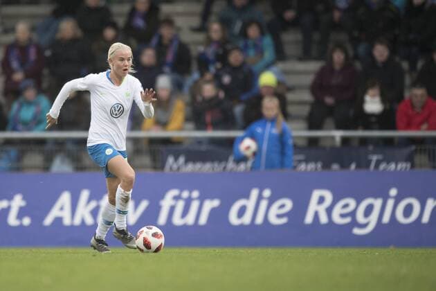 Allianz Womens Bundesliga 1 FFC Frankfurt VfL Wolfsburg 09 12 2018 Pernille Harder VfL Wolfsburg in Allianz Womens Bundesliga 1 FFC Frankfurt vs. VfL Wolfsburg 09 12 2018 DFL REGULATIONS PROHIBIT ANY USE OF PHOTOGRAPHS AS IMAGE SEQUENCES AND OR QUASI VIDEO