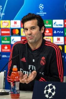 Real Madrid s head coach, Santiago Solari, addresses a press conference PK Pressekonferenz at team complex in Valdebebas, outside Madrid, Spain, 11 December 2018, on the eve of its upcoming UEFA Champions League group round s game at Madrid s Santiago Bernabeu Stadium. EFE Rodrigo Jimenez Real Madrid s head coach Santiago Solari presser !ACHTUNG: NUR REDAKTIONELLE NUTZUNG!  Copyright: xRodrigoxJimenezx GRAF4943 20181211-636801243567523539