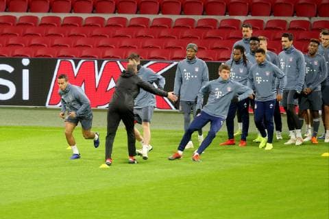 Thiago Alcantara FC Bayern Muenchen 6 Training Ajax Amsterdam vs. FC Bayern Muenchen Football Champions League Group Phase 11 12 2018 Training Ajax Amsterdam vs. FC Bayern Muenchen Football Champions League Group Phase 11 12 2018 Amsterdam Copyright: xEIBNER HarryxLangerx EP_HLR
