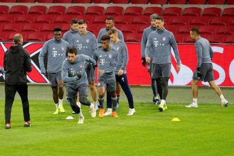Mats Hummels FC Bayern Muenchen 5 Training Ajax Amsterdam vs. FC Bayern Muenchen Football Champions League Group Phase 11 12 2018 Training Ajax Amsterdam vs. FC Bayern Muenchen Football Champions League Group Phase 11 12 2018 Amsterdam Copyright: xEIBNER HarryxLangerx EP_HLR