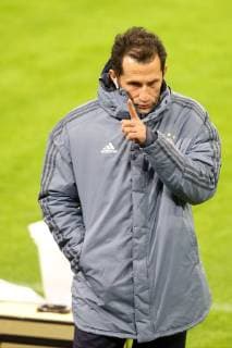 Sports Director Hasan Salihamidzic FC Bayern Muenchen with headset in ear Training Ajax Amsterdam vs. FC Bayern Muenchen Football Champions League Group Stage 11 12 2018 Training Ajax Amsterdam vs. FC Bayern Muenchen Football Champions League Group Stage 11 12 2018 Amsterdam Copyright: xEIBNER HarryxLangerx EP_HLR