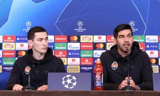 Head coach of FC Shakhtar Donetsk Paulo Fonseca (R) and midfielder Taras Stepanenko attend a pre-match news conference ahead of the UEFA Champions League Group F Matchday 6 game against Olympique Lyonnais (Lyon), Kyiv, capital of Ukraine, December 11, 2018. The fixture is due to take place at the NSC Olimpiyskiy in the Ukrainian capital at 22:00 local time on December 12. Ukrinform. Pre-match news conference of Shakhtar before UCL game against Lyon  Copyright: xDanilxShamkinx