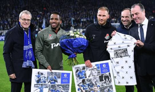 Football Champions League Group Phase 6 Matchday FC Schalke 04 Locomotive Moscow on 11 12 2018 in the Veltins Arena in Gelsenkirchen Official farewell Jefferson Farfan Moscow and Benedikt Höwedes Moscow DFL Regulations prohibit any use of photographs as image sequences and or quasi video xRx