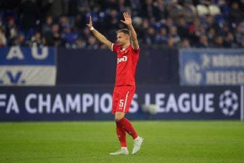 11 12 2018 Football season 2018 2019 Champions League 6 matchday FC Schalke 04 locomotive Moscow Benedikt Höwedes locomotive Moscow Gelsenkirchen Veltins Arena Germany