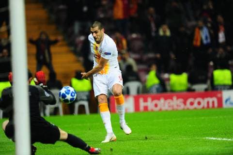 Eren Derdiyok of Galatasaray during the Champions League group D match between Galatasaray and Porto at Turk Telkom Stadium n Istanbul , Turkey on December 11 , 2018. 