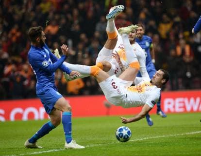 Maicon of Galatasaray and Adrian (L) of Porto during the Champions League group D match between Galatasaray and Porto at Turk Telkom Stadium n Istanbul , Turkey on December 11 , 2018. 