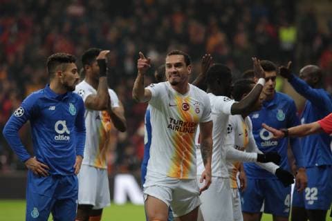 Maicon of Galatasaray during the Champions League group D match between Galatasaray and Porto at Turk Telkom Stadium n Istanbul , Turkey on December 11 , 2018. 