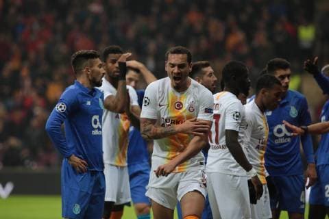 Maicon of Galatasaray during the Champions League group D match between Galatasaray and Porto at Turk Telkom Stadium n Istanbul , Turkey on December 11 , 2018. 