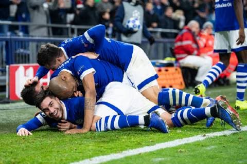 11 12 2018 xkvx Football UEFA Champions League FC Schalke 04 Lok Moskau emspor v l Goal celebration celebrate the goal to 1 0 by Alessandro Schoepf S04 Schalke 04 DFL DFL REGULATIONS PROHIBIT ANY USE OF PHOTOGRAPHS as IMAGE SEQUENCES and or QUASI VIDEO Gelsenkirchen