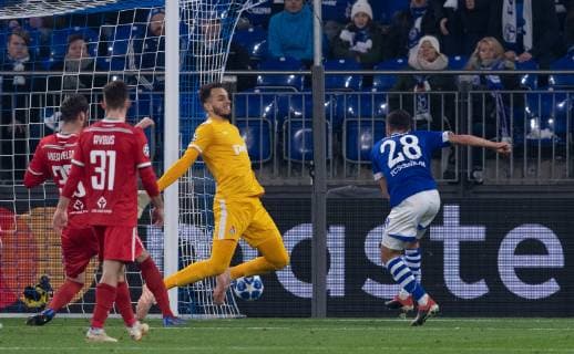 Football Champions League Group Phase 6 Matchday FC Schalke 04 Locomotive Moscow on 11 12 2018 in the Veltins Arena in Gelsenkirchen Goal to 1 0 by Alessandro Schöpf Schalke DFL Regulations prohibit any use of photographs as image sequences and or quasi video xMNx