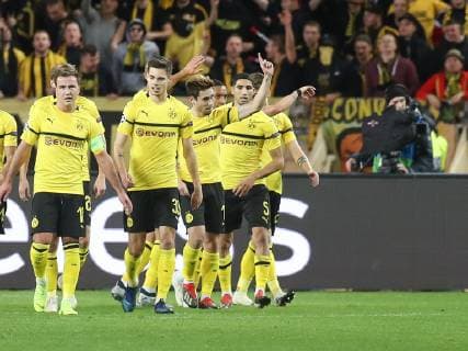 Monaco 11 12 2018 UEFA Champions League 2018 19 Season Group Phase Group A 6 Matchday AS Monaco Borussia Dortmund Raphael Guerreiro Dortmund celebrates his goal with team mates DeFodi535