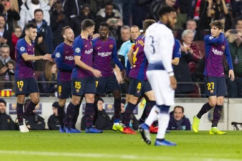 11 12 2018 xslx Football Champions League FC Barcelona Tottenham Hotspur emspor v l Dembele FC Barcelona Celebrates together with the players after the 1 0 DFL DFL REGULATIONS PROHIBIT ANY USE OF PHOTOGRAPHS as IMAGE SEQUENCES and or QUASI VIDEO Barcelona