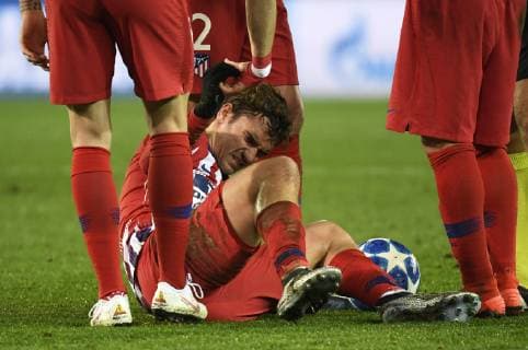 Atletico s Antoine Griezmann looks injured FOOTBALL : Club Bruges vs Atletico Madrid - Ligue des Champions - 11 12 2018 PhotoNews Panoramic 
