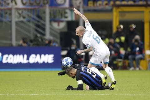 MILAAN , Stadium San Siro, 11-12-2018, football, season 2018 2019, Champions League , (Left-right) Inter Milan player Mauro Icardi, PSV player Angelino during the Champions League game Inter - PSV Inter - PSV  x2683939x
