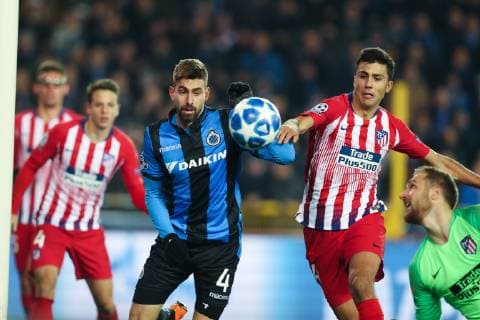 Club s Luan Peres, Atletico s Santiago Arias and Atletico s goalkeeper Jan Oblak fight for the ball during a game between Belgian soccer team Club Brugge KV and Spanish club Athletico Madrid, in Brugge, Tuesday 11 December 2018, on the sixth and last day of the UEFA Champions League, in the group A. BRUNOxFAHY  x05488235x