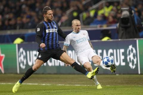 MILAAN , Stadium San Siro, 11-12-2018, football, season 2018 2019, Champions League , (Left-right)Inter Milan player Danilo D Ambrosio, PSV player Angelino during the Champions League game Inter - PSV Inter - PSV  x2684136x