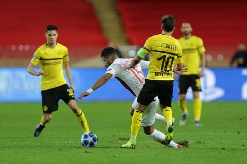 v left in the duel Youssef Ait Bennasser Monaco and Mario Goetze Dortmund at the game AS Monaco vs Borussia Dortmund Football Champions League 11 12 2018 AS Monaco vs Borussia Dortmund Football Champions League 11 12 2018 Monaco Copyright: xEIBNER MarioxHommesx EP_MHS
