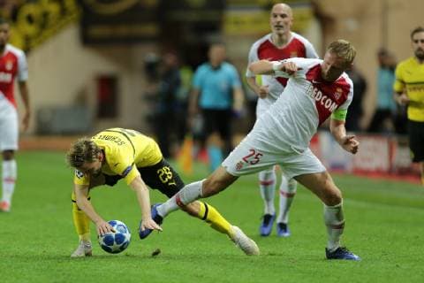 v left in the duel Marcel Schmelzer Dortmund and Kamil Glik Monaco at the game AS Monaco vs Borussia Dortmund Football Champions League 11 12 2018 AS Monaco vs Borussia Dortmund Football Champions League 11 12 2018 Monaco Copyright: xEIBNER MarioxHommesx EP_MHS