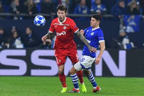 Football Champions League Group Phase 6 Matchday FC Schalke 04 Locomotive Moscow on 11 12 2018 in the Veltins Arena in Gelsenkirchen Fedor Smolov Moscow left Alessandro Schöpf Schalke right DFL Regulations prohibit any use of photographs as image sequences and or quasi video xRx