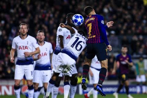 December 11, 2018 - Barcelona, Catalonia, Spain - 07 Coutinho of FC Barcelona Barca defended. y 16 Kyle Walker-Peters of England of Tottenham Hotspur during the UEFA Champions League Group B match between FC Barcelona and Tottenham Hotspur FC on December 11, 2018 at Camp Nou stadium in Barcelona, Spain. FC Barcelona v Tottenham Hotspur - UEFA Champions  - ZUMAn230 20181211_zaa_n230_356 Copyright: xXavierxBonillax