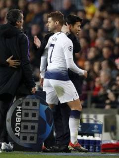 (L-R) Tottenham Hotspur FC coach Mauricio Pochettino, Heung-Min Son of Tottenham Hotspur FC during the UEFA Champions League group B match between FC Barcelona Barca and Tottenham Hotspur FC at the Camp Nou stadium on December 11, 2018 in Barcelona, Spain UEFA Champions League 2018 2019 xVIxVIxImagesx xMauricexvanxSteenxIVx 13050492