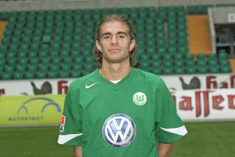 Patrick Weiser vom VfL Wolfsburg Serie 2004 05. *** Patrick Weiser from VfL Wolfsburg Series 2004 05