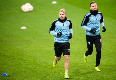 181212 Oscar Lewicki and Arnor Ingvi Traustason of Malmö FF during a training session ahead of the Europe league match between Besiktas and Malmö FF on December 12, 2018 in Istanbul Photo Petter Arvidson BILDBYRAN Code PA 92174, detectedSourceLanguage  Copyright: PETTERxARVIDSON BB181212PA060